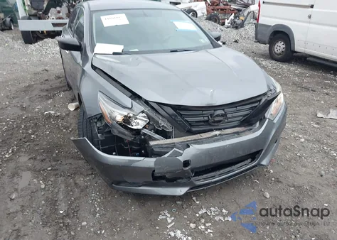 2018 Nissan Altima 2.5 Sr z USA, uszkodzony, nr VIN 1N4AL3AP5JC244239